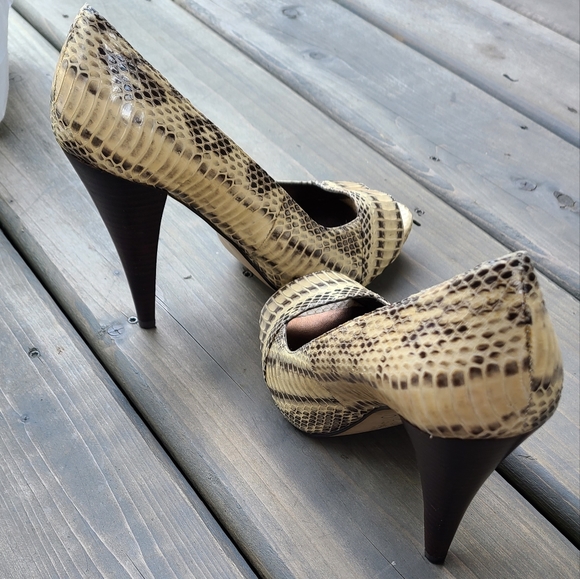 Aldo Snakeskin Peep Toe Heels - Picture 4 of 4